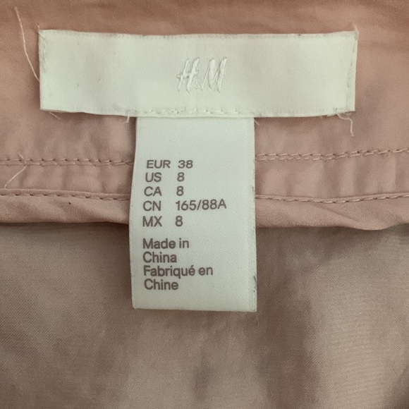 H&M pink cropped zip up sweatshirt - Picture 3 of 4